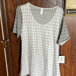 Lularoe shirt